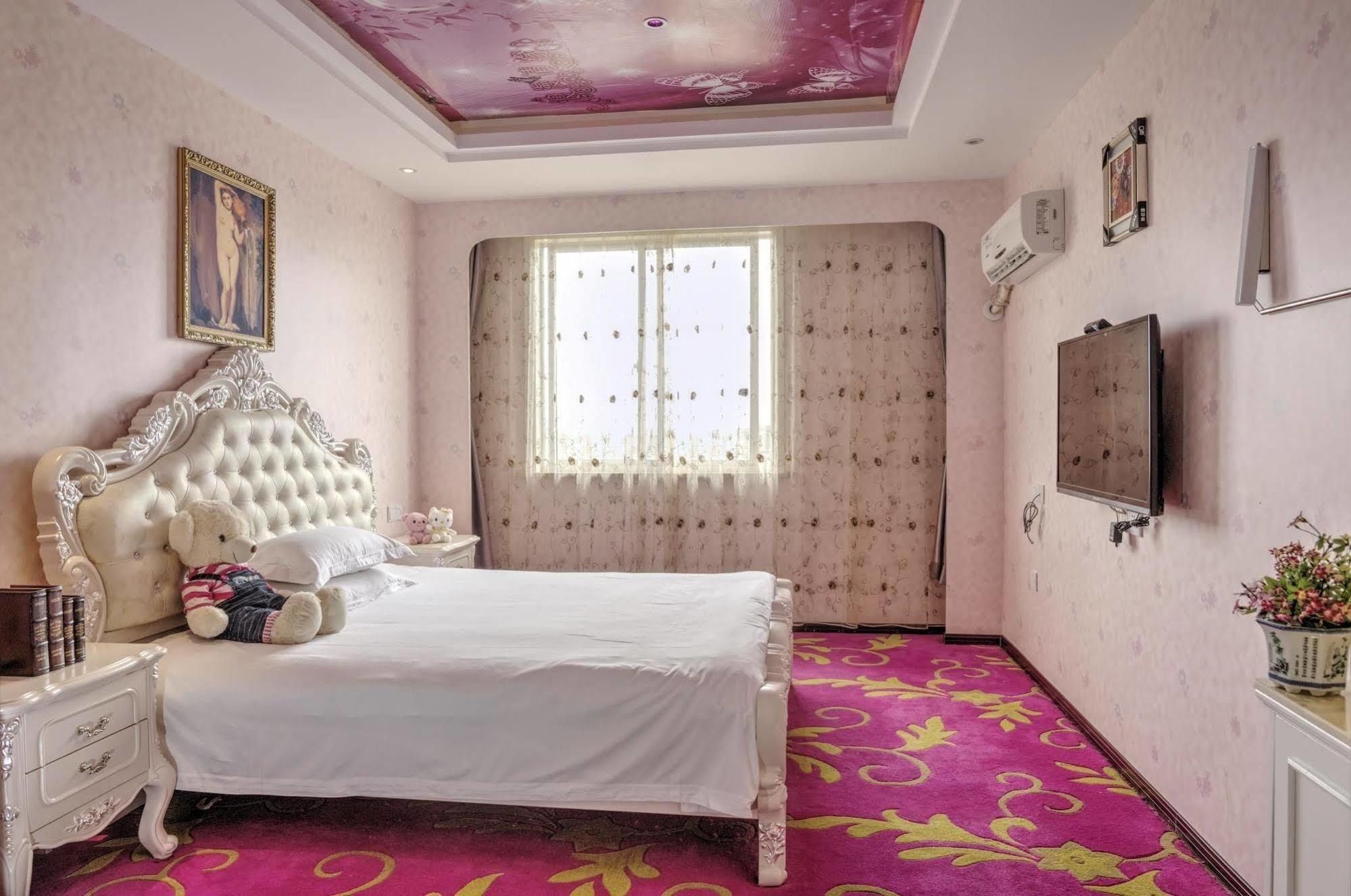 Milan Fashion Hotel Deqing Exterior photo