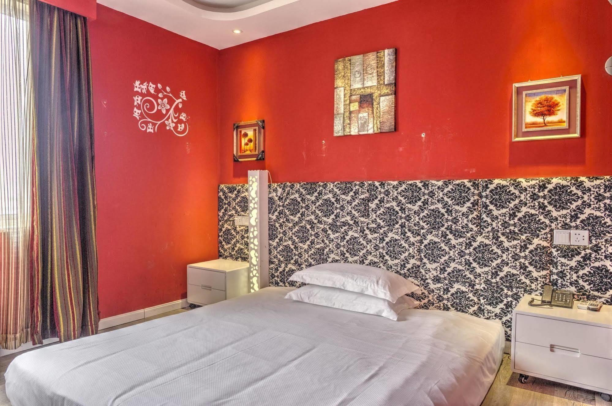Milan Fashion Hotel Deqing Exterior photo